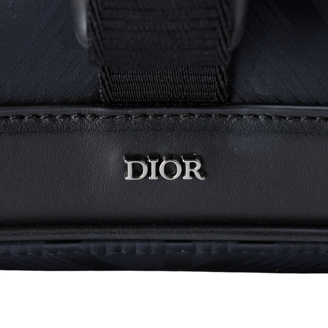 CHRISTIAN DIOR(USED)디올 익스플로러스 트랩 파우치 크로스백